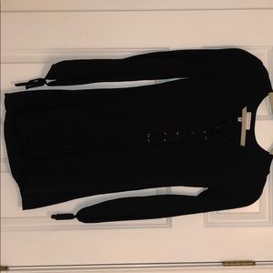 Kendall and Kylie black dress